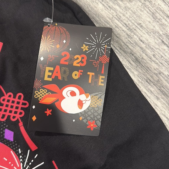 White Rabbit and March Hare T-Shirt for Adults. Year of Rabbit. Brand New Medium - Picture 2 of 8